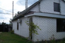 Продам 2 качественных дома на одном участке п.Зидьки Харьковская область фото 6